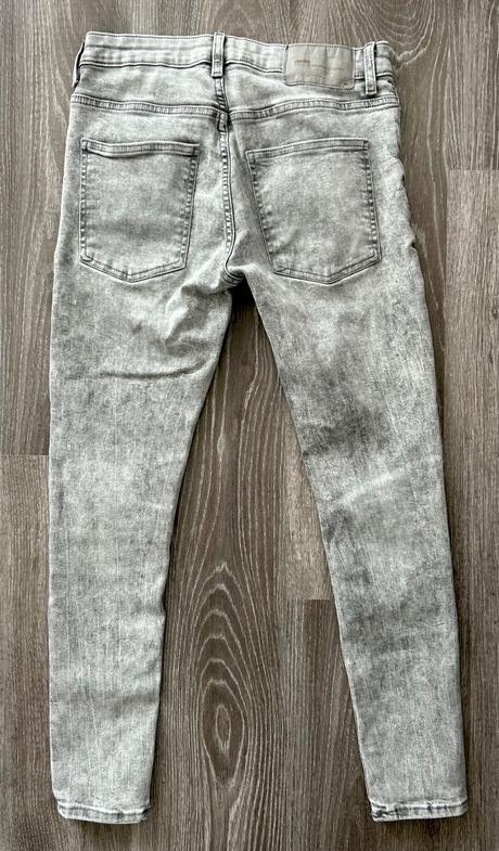 Šedé slim rifle bershka 164/170 eur 38, usa30, bershka,170