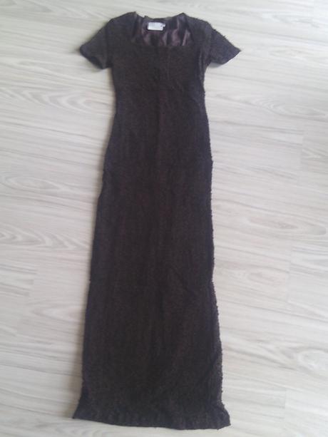 Čipkové čokoládové šaty, s