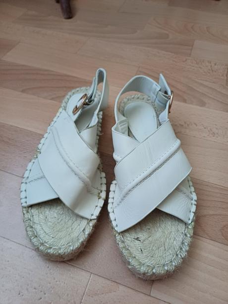 Sandale, reserved,37