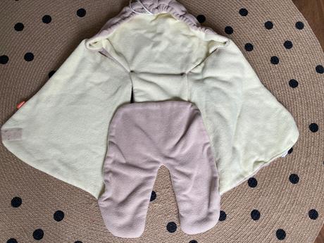 Zimná teplučká zavinovačka aj do autosedačky emite,