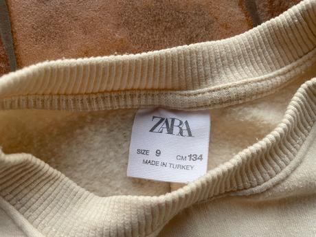 Mikina so srdieckom, zara,134