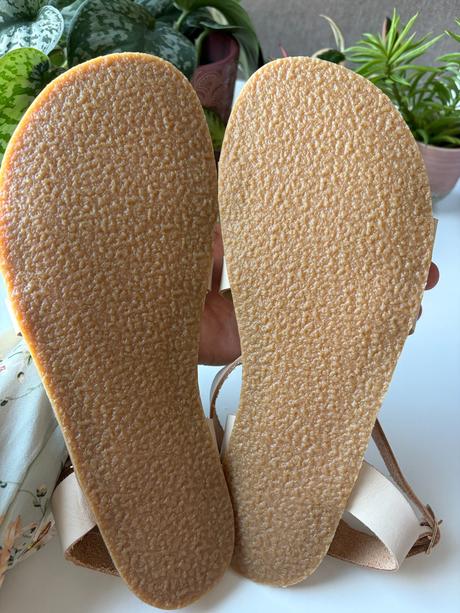 Shapen barefoot sandálky calla natural, veľkosť 40, 40