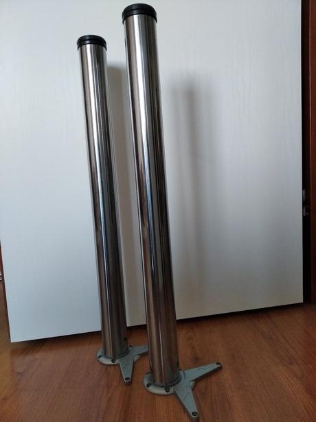 2 x kovová noha k stolu,
