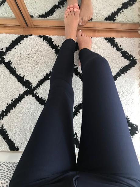 Tmavomodré nohavice, xs