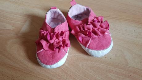 Krásne capačky 6-12 mesiacov, f&f,18