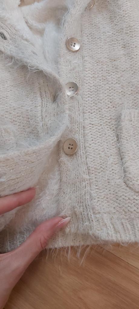 Huňatý makučký sveter, f&f,98