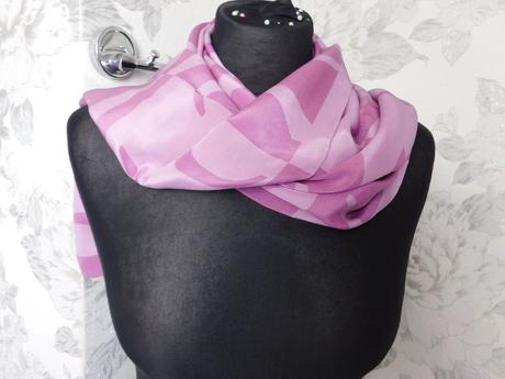 Kvalitny hodvabny šal, l