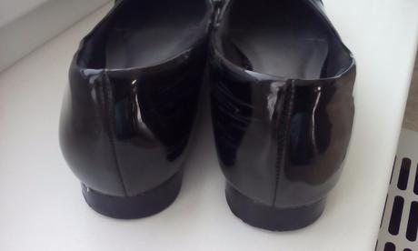 Čierne balerínky, 37