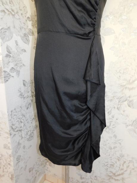 Luxusne velmi pekne šaty na slavnost, 40