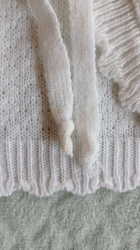 Biele slávnostné bolerko sveter, 104