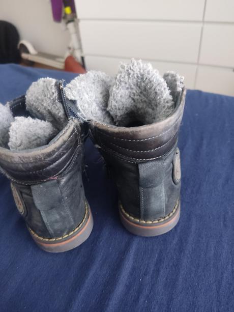 Topánky veľ. 29 cierne, lasocki,29