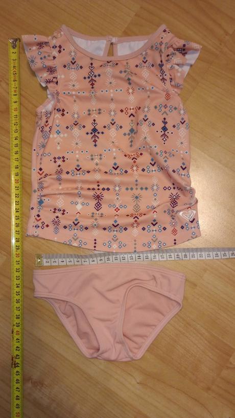 Dvojdielne plavky, 92