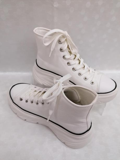 Dámske tenisky zn. skechers 24220319 z+b+ca, skechers,37 / 38