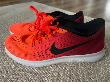Bežecké tenisky, nike,41
