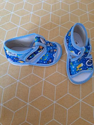 Papucky manik, manik,19