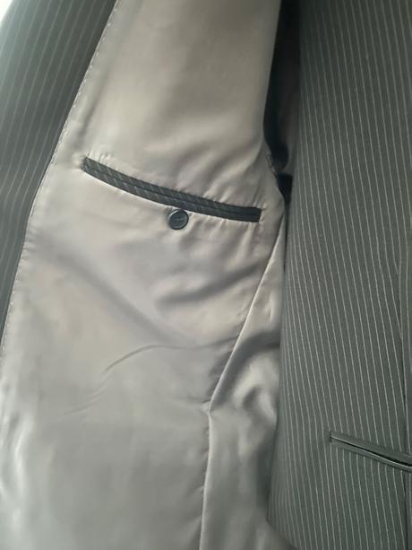 Oblek 1x oblečený, c&a,50