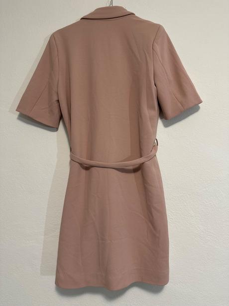 Sakové šaty, reserved,l