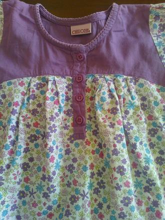 Blúzka kvietková,málo nosená,veľ.3-4 roky, cherokee,104