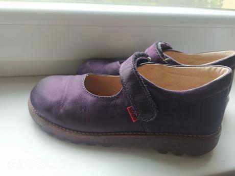 Dievčenské kožené topánky kickers vel.34, kickers,34