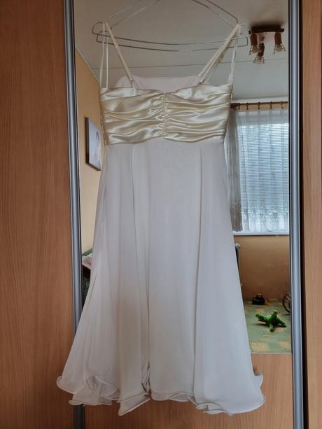 Spoločenské šaty po kolená, 36