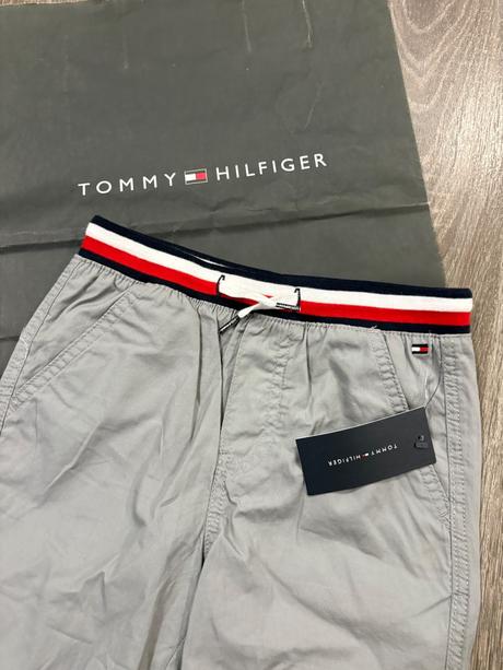 Tommy hilfiger chlapcenske kratasy na 6 rokov, tommy hilfiger,116