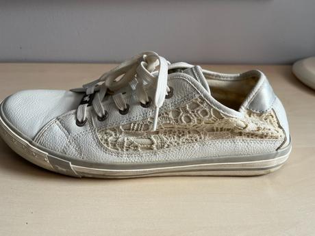 Biele dámske tenisky, mustang,42