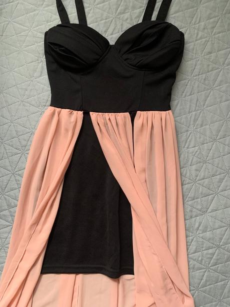 Šaty na ramienky, 36