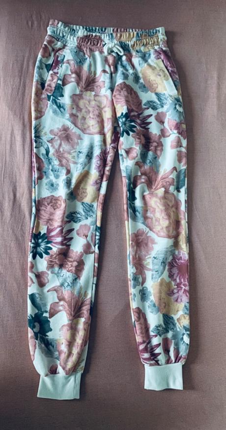 Štýlové tepláky xs, xs