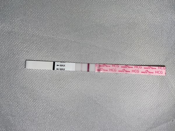 Má byť čiarka 13 dní po ovulácii silnejšia?