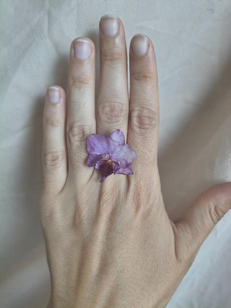Prsteň z orchidei, 