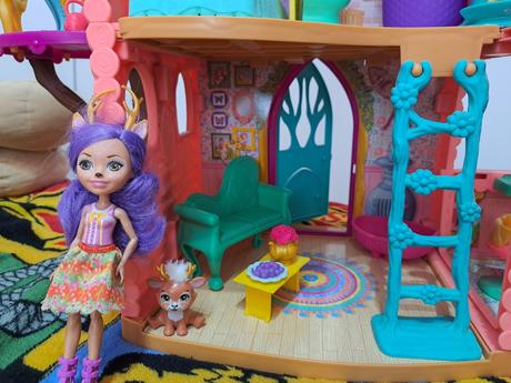 Jelení dom enchantimals, 