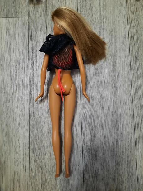 Barbie california girl 2003,