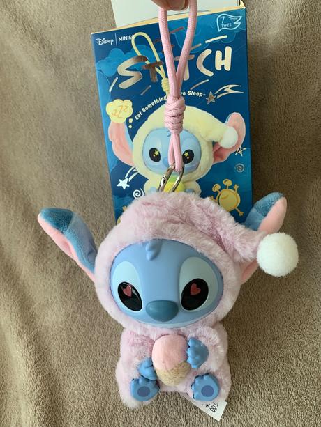 Stitch mystery box, eat something before sleep,