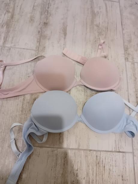 2x push up podprsenka top stav, reserved,75a