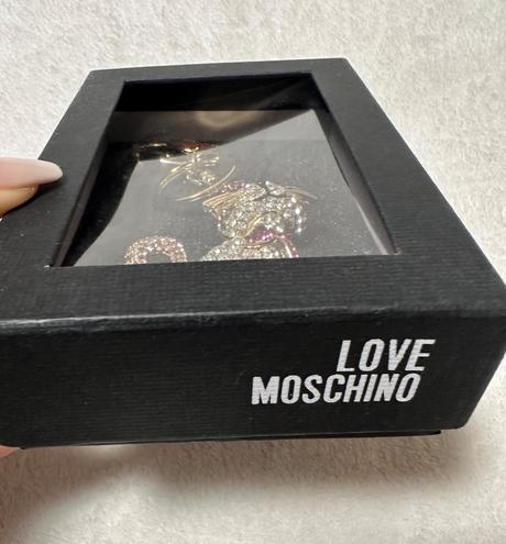 Prívesok s kamienkami zn. love moschino originál, love moschino