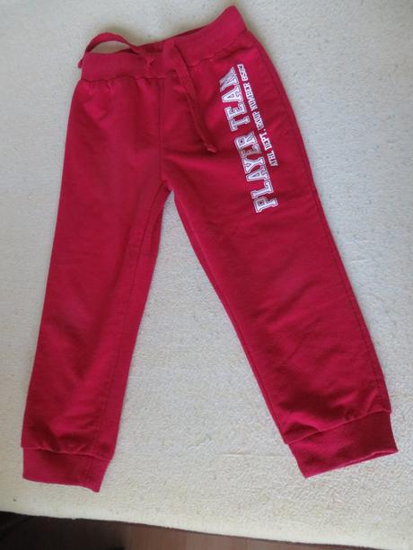 Červené tepláky - veľ. 104, pepco,104