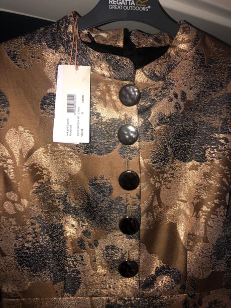 Spoločenské luxusné šaty, 34