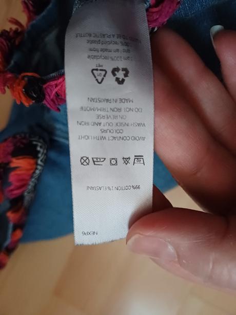 Riflove šortky na traky, 122