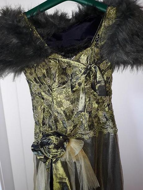 Olivovozelené spoločenské šaty, xs