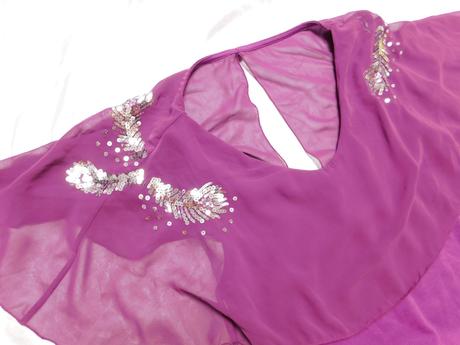 Kvalitne velmi pekne šaty, 38