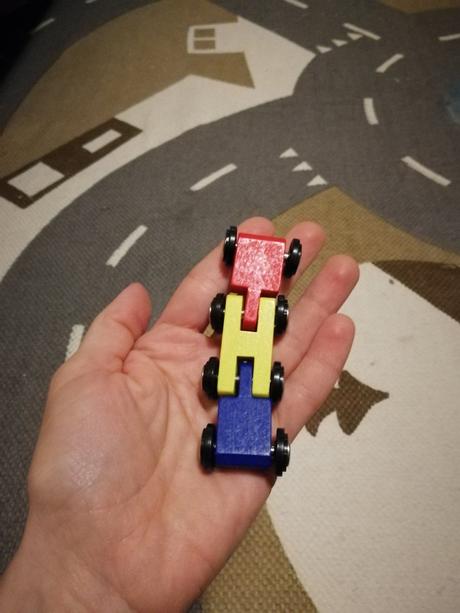 Drevené "autíčko", 