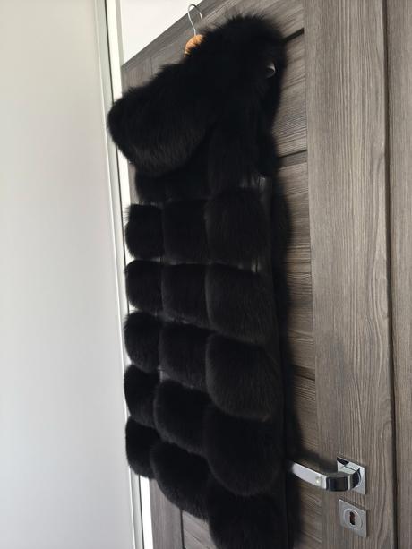 Dlha kozusinova vesta z lisky max leather, s