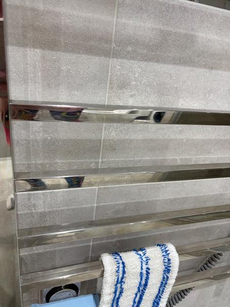 Ako odstrániť fľaky z rebrinového radiátora?