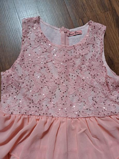 Romantické trblietavé šaty 128/134, 128