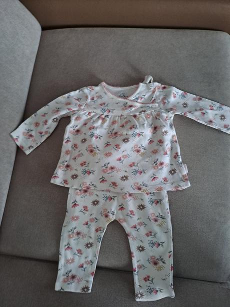 Balík oblečenia, 68–80