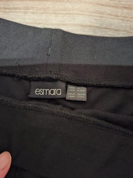 Cierne leginsy, esmara,s