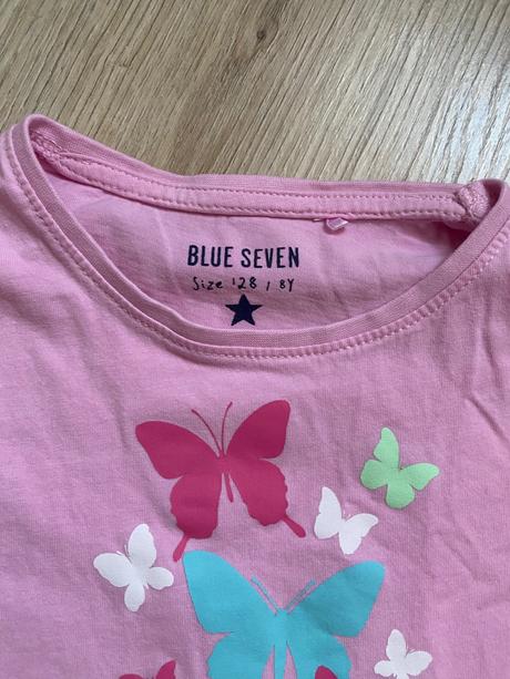 Bavlnene saty s motylikmi zn. blue seven, 122