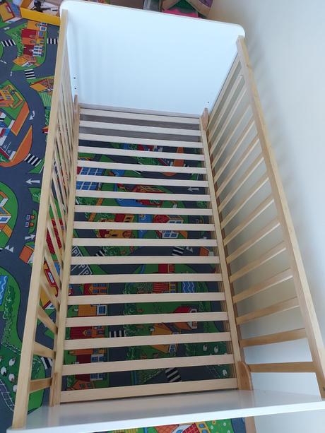 Detská izba - skrine + postieľka,