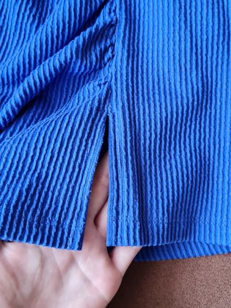 Suknička s rozparkom, sinsay,146