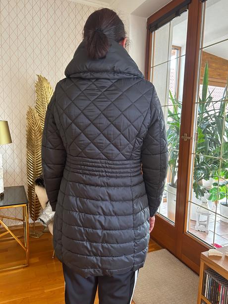 Elegantná čierna bunda, orsay,m